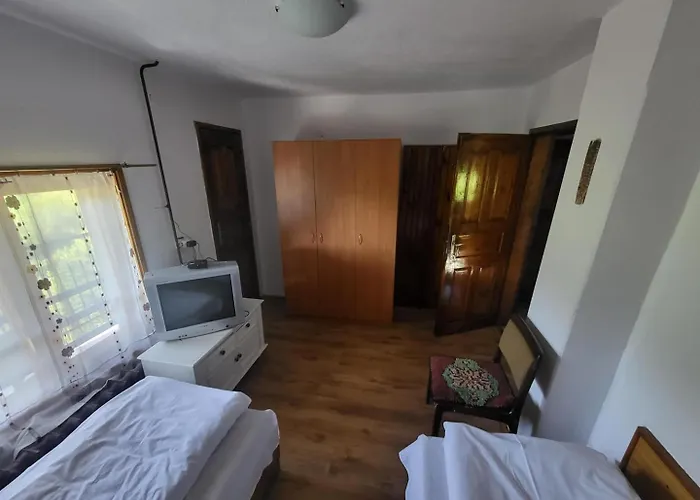 펜션 беевски